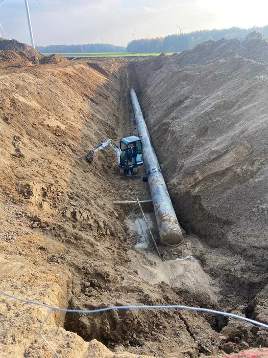 Wiertnica HDD na placu – AWIPOL